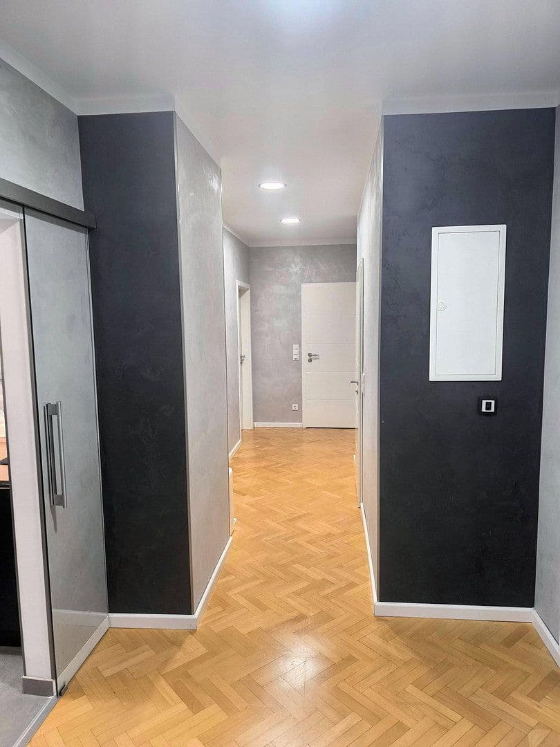 Predaj bytu 3-izbový 95 m², Saarbrücken, Sársko Predaj bytu 3-izbový 95 m², Saarbrücken, Sársko