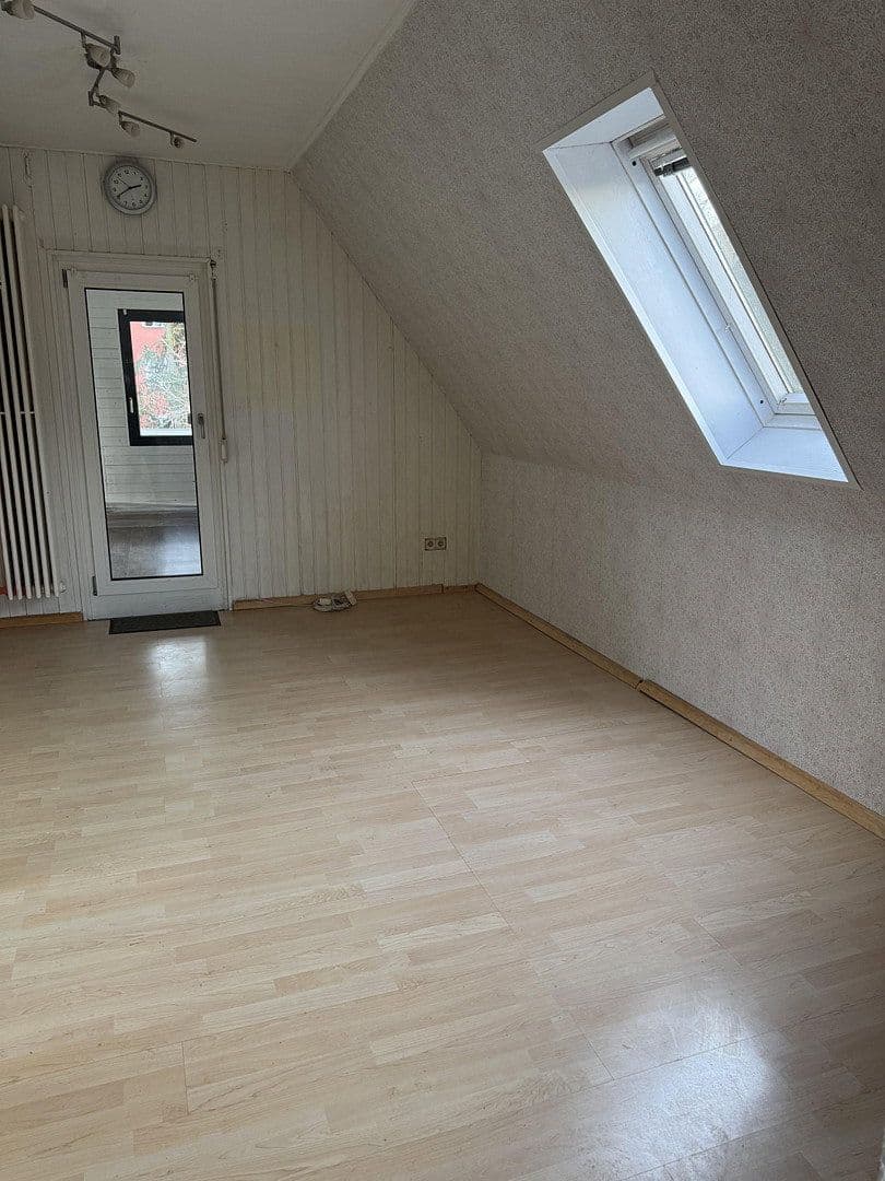 Predaj domu 134 m², pozemek 604 m², Berlin, Berlín Predaj domu 134 m², pozemek 604 m², Berlin, Berlín