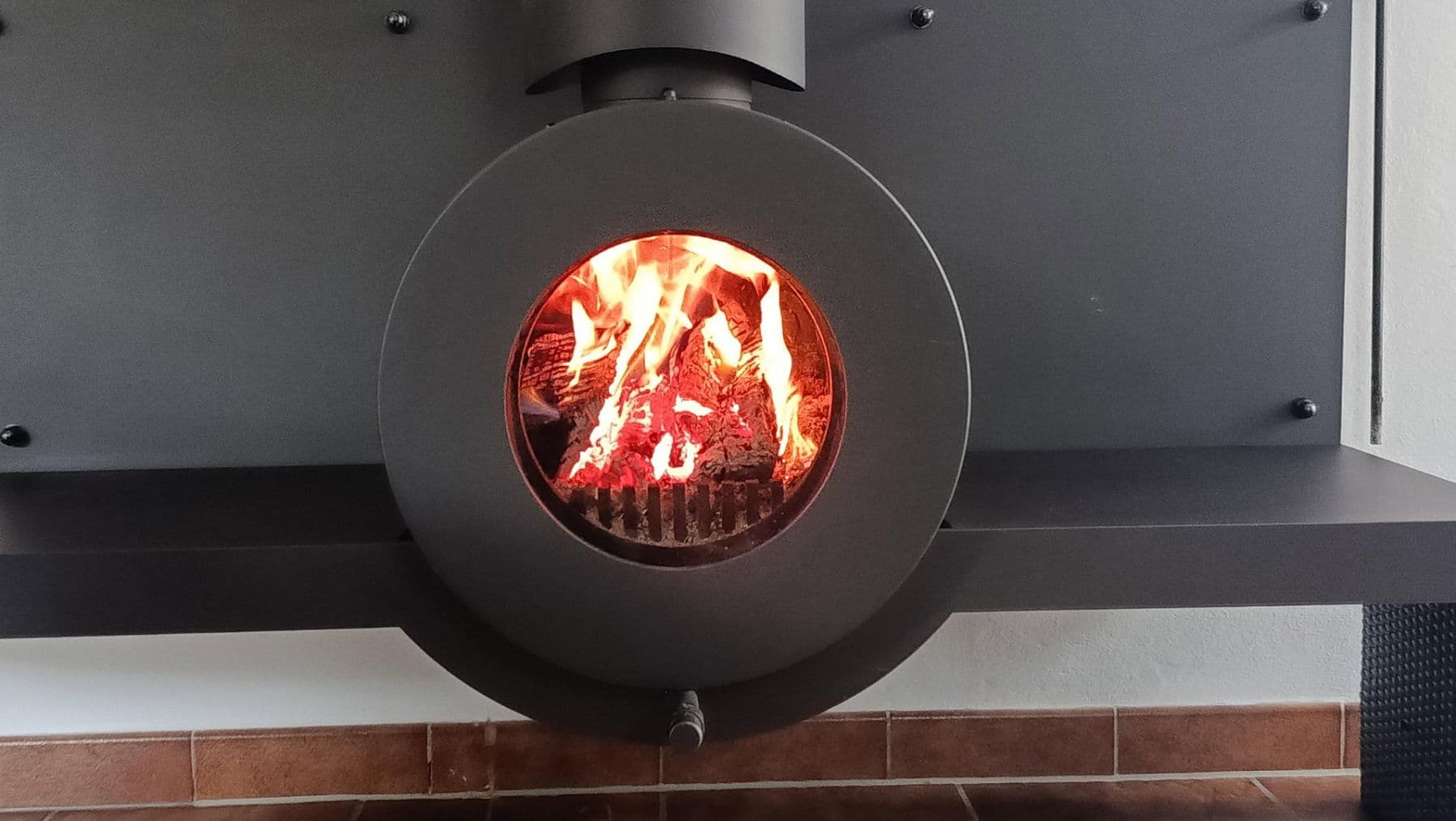 Predaj domu 160 m², pozemek 307 m², Neuhausen auf den Fildern, Bádensko-Wurttembersko Predaj domu 160 m², pozemek 307 m², Neuhausen auf den Fildern, Bádensko-Wurttembersko