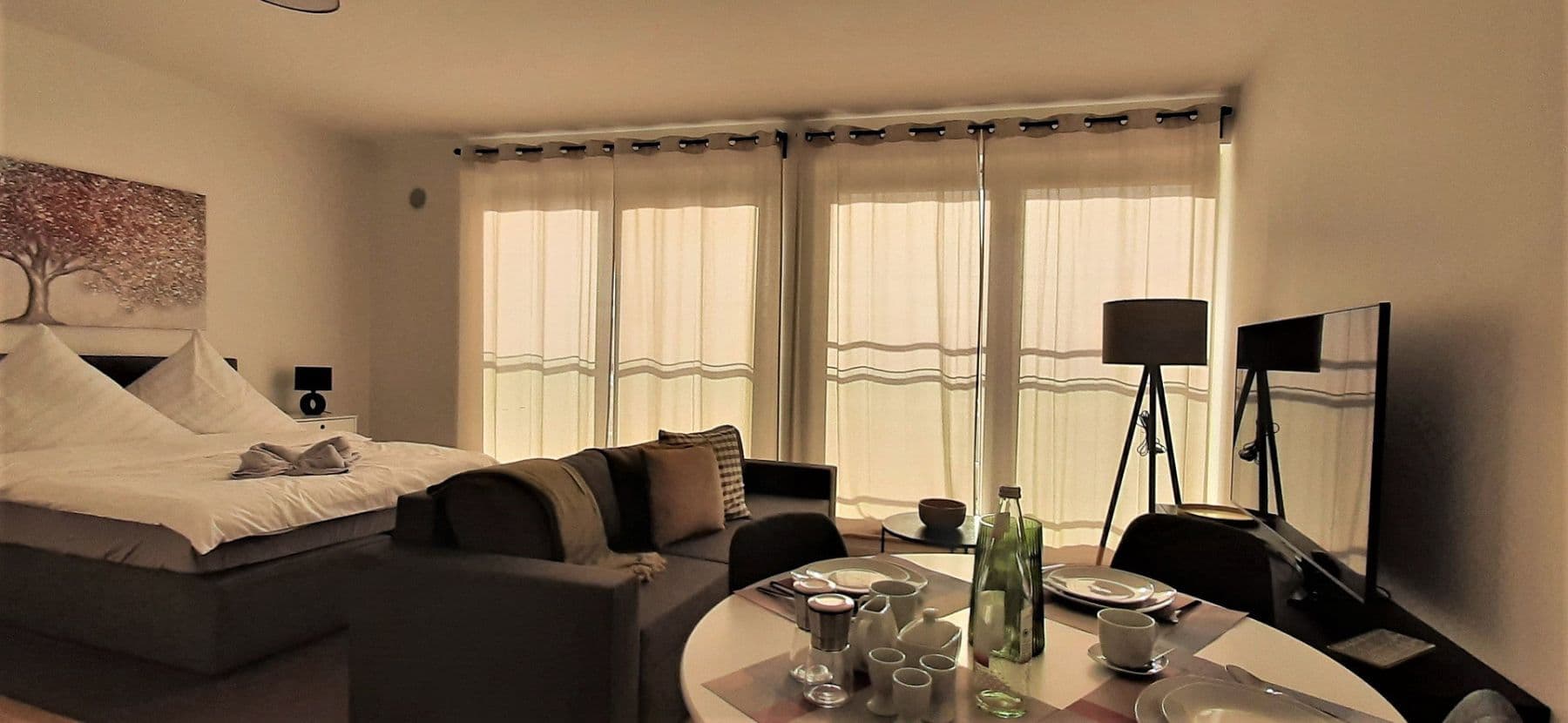 Prenájom bytu 1-izbový 32 m², Berlin, Berlín Prenájom bytu 1-izbový 32 m², Berlin, Berlín