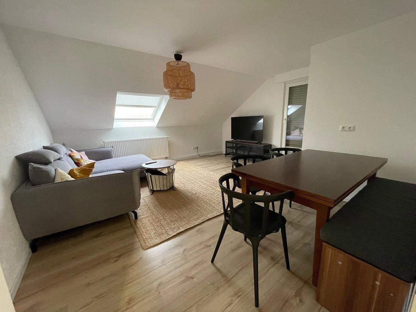 Predaj bytu 2-izbový 56 m², Hallstadter Str. 9, Gundelsheim, Bavorsko Predaj bytu 2-izbový 56 m², Hallstadter Str. 9, Gundelsheim, Bavorsko