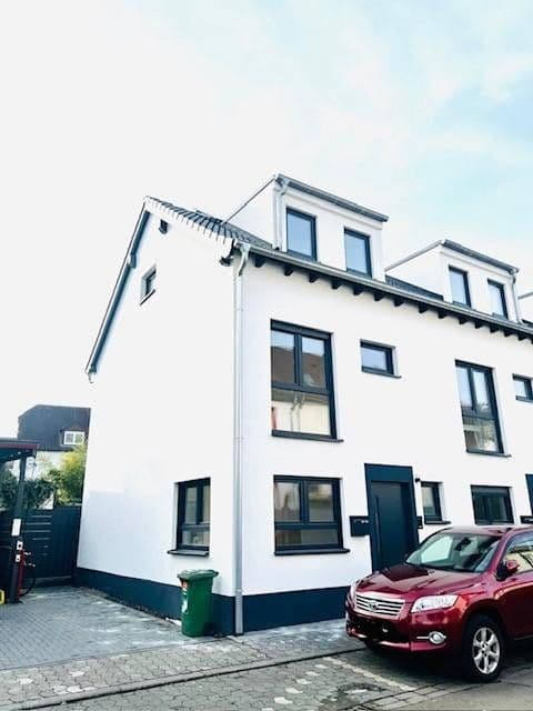 Predaj domu 112 m², pozemek 57 m², Neideckerstraße 4, Mainz, Porýnie-Falcko Predaj domu 112 m², pozemek 57 m², Neideckerstraße 4, Mainz, Porýnie-Falcko