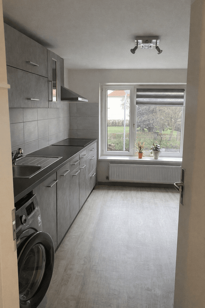 Predaj domu 250 m², pozemek 469 m², Bahnhofstraße 4A, Hohenmölsen, Sasko-Anhaltsko Predaj domu 250 m², pozemek 469 m², Bahnhofstraße 4A, Hohenmölsen, Sasko-Anhaltsko