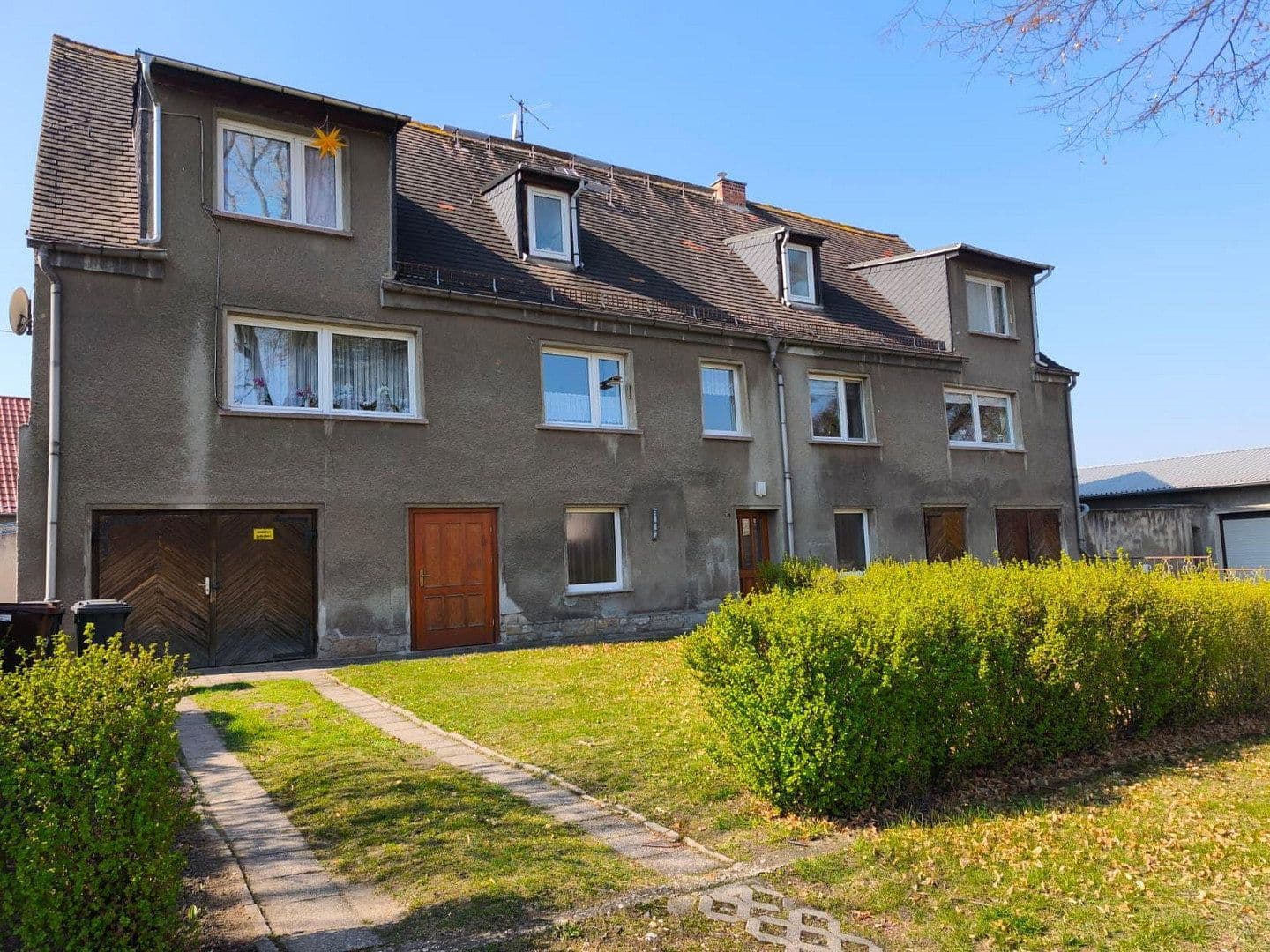 Predaj domu 250 m², pozemek 469 m², Bahnhofstraße 4A, Hohenmölsen, Sasko-Anhaltsko Predaj domu 250 m², pozemek 469 m², Bahnhofstraße 4A, Hohenmölsen, Sasko-Anhaltsko