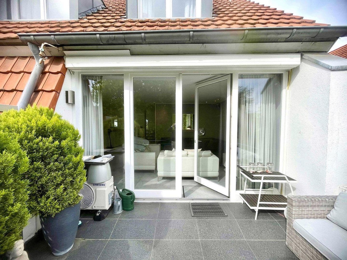 Predaj bytu 4-izbový 106 m², Köln, Severné Porýnie - Westfálsko Predaj bytu 4-izbový 106 m², Köln, Severné Porýnie - Westfálsko