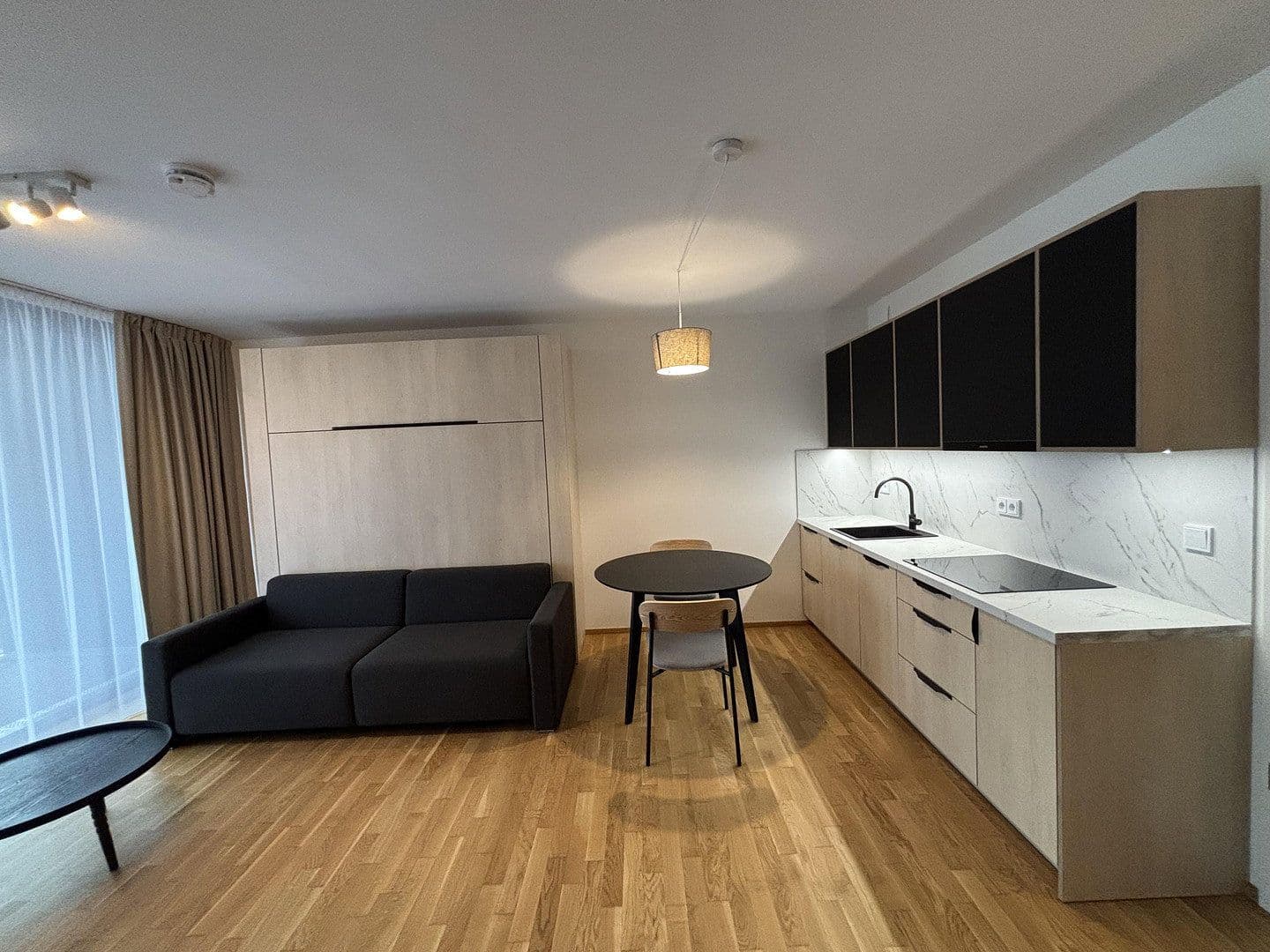 Prenájom bytu 1-izbový 40 m², Leipziger Straße 35A, Dresden, Sasko Prenájom bytu 1-izbový 40 m², Leipziger Straße 35A, Dresden, Sasko