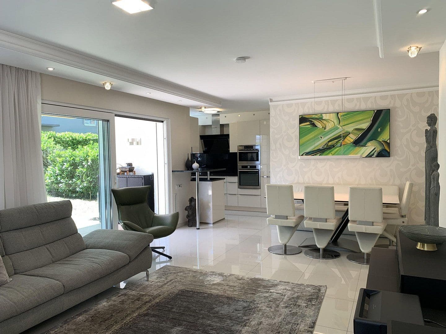 Predaj bytu 4-izbový 101 m², Remseck am Neckar, Bádensko-Wurttembersko Predaj bytu 4-izbový 101 m², Remseck am Neckar, Bádensko-Wurttembersko