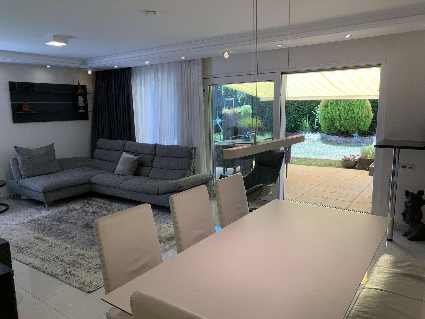 Predaj bytu 4-izbový 101 m², Remseck am Neckar, Bádensko-Wurttembersko Predaj bytu 4-izbový 101 m², Remseck am Neckar, Bádensko-Wurttembersko