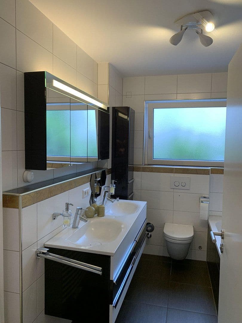 Predaj bytu 4-izbový 101 m², Remseck am Neckar, Bádensko-Wurttembersko Predaj bytu 4-izbový 101 m², Remseck am Neckar, Bádensko-Wurttembersko