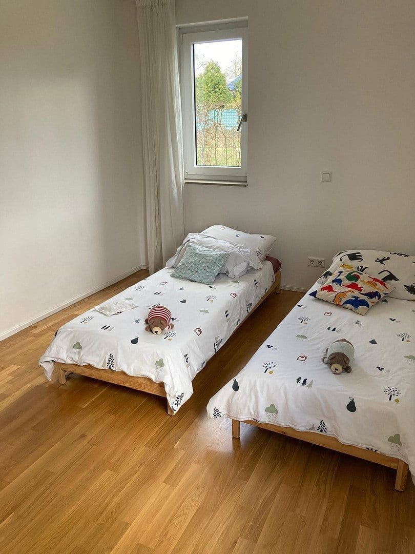 Prenájom bytu 3-izbový 105 m², Bocholt, Severné Porýnie - Westfálsko Prenájom bytu 3-izbový 105 m², Bocholt, Severné Porýnie - Westfálsko