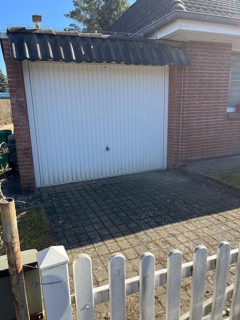 Predaj domu 104 m², pozemek 840 m², Ziegeleier Strasse 27a, Königs Wusterhausen, Brandenbursko Predaj domu 104 m², pozemek 840 m², Ziegeleier Strasse 27a, Königs Wusterhausen, Brandenbursko