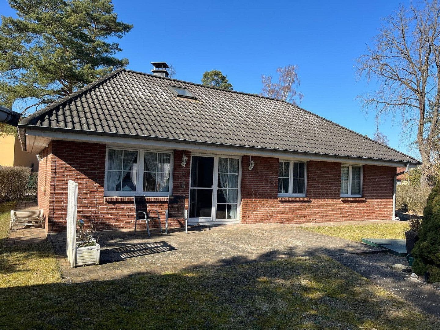 Predaj domu 104 m², pozemek 840 m², Ziegeleier Strasse 27a, Königs Wusterhausen, Brandenbursko Predaj domu 104 m², pozemek 840 m², Ziegeleier Strasse 27a, Königs Wusterhausen, Brandenbursko