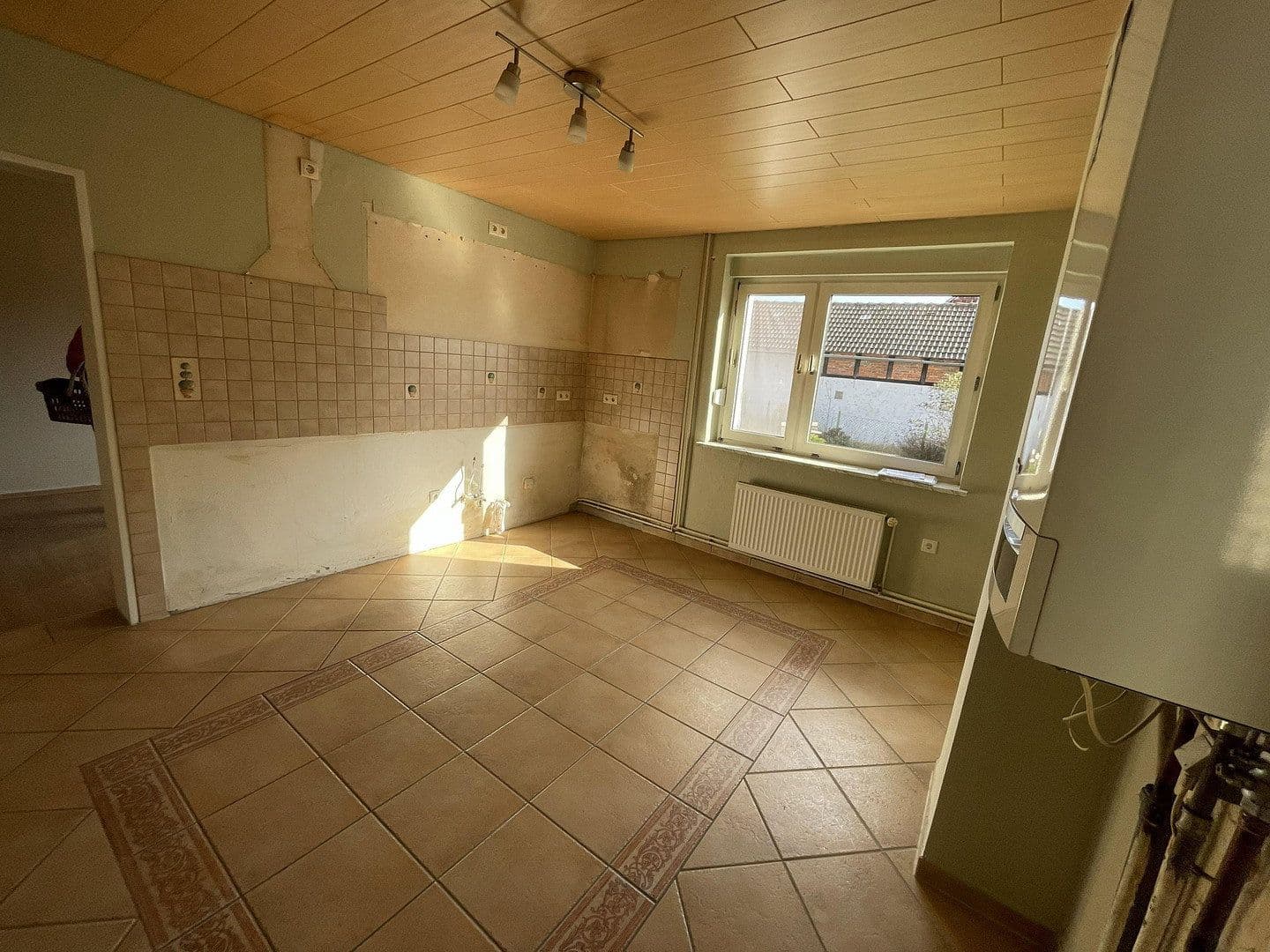 Prenájom bytu 4-izbový 137 m², Hauptstr. 34, Helmstedt, Dolné Sasko Prenájom bytu 4-izbový 137 m², Hauptstr. 34, Helmstedt, Dolné Sasko