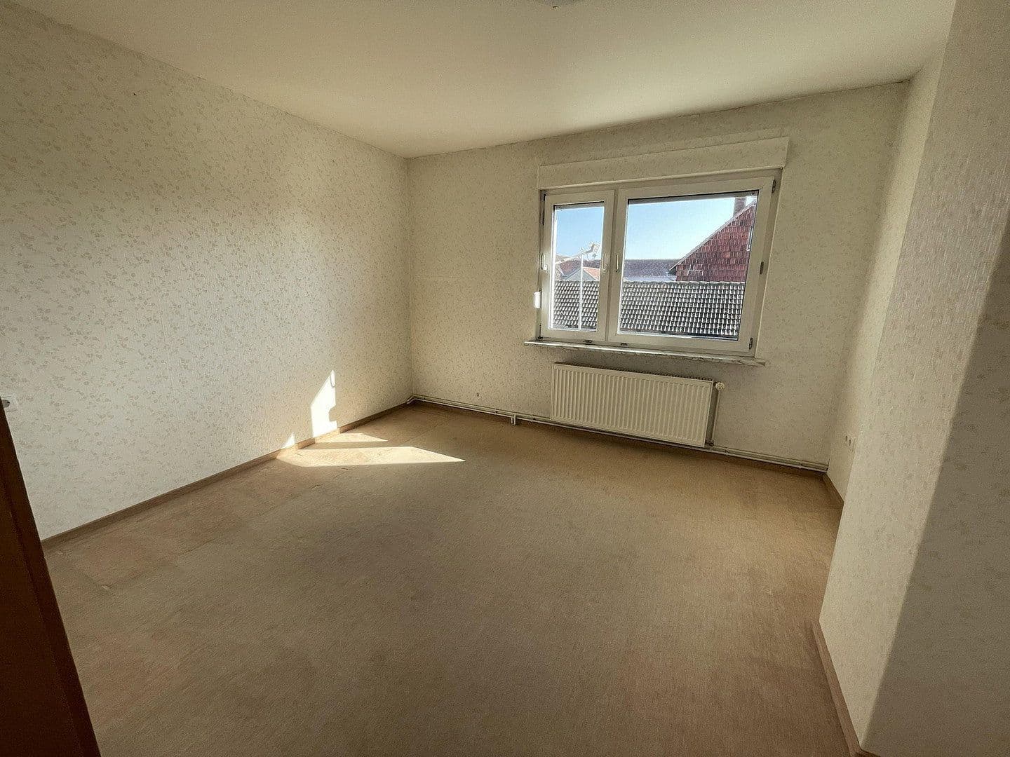 Prenájom bytu 4-izbový 137 m², Hauptstr. 34, Helmstedt, Dolné Sasko Prenájom bytu 4-izbový 137 m², Hauptstr. 34, Helmstedt, Dolné Sasko