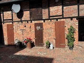 Prenájom bytu 4-izbový 137 m², Hauptstr. 34, Helmstedt, Dolné Sasko Prenájom bytu 4-izbový 137 m², Hauptstr. 34, Helmstedt, Dolné Sasko