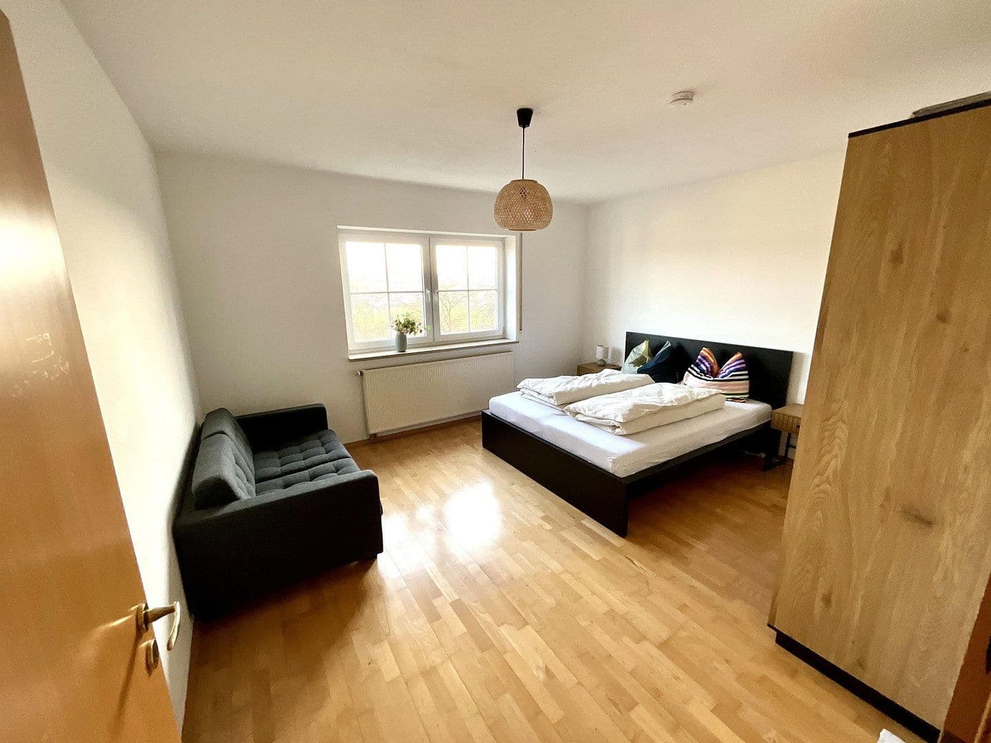 Predaj domu 217 m², pozemek 8.197 m², Langenzenn, Bavorsko Predaj domu 217 m², pozemek 8.197 m², Langenzenn, Bavorsko