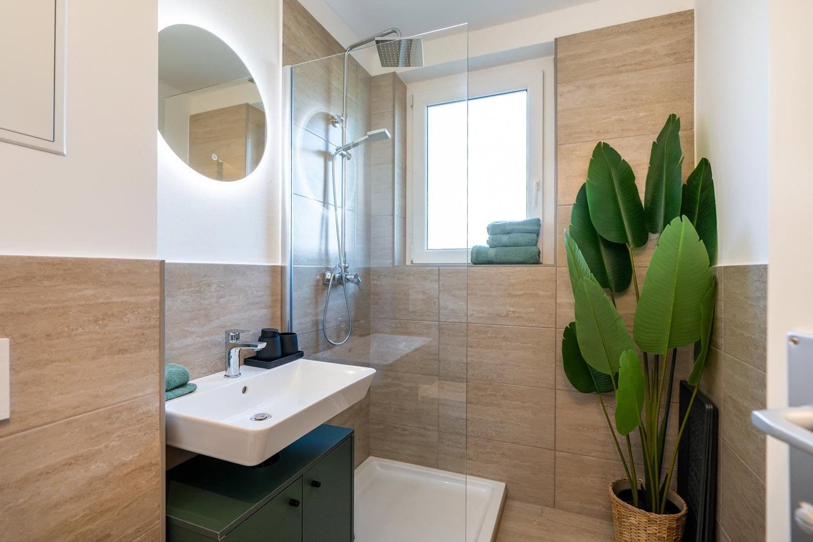 Prenájom bytu 1-izbový 25 m², Kleingmainer Gasse, Salzburg, Salzbursko Prenájom bytu 1-izbový 25 m², Kleingmainer Gasse, Salzburg, Salzbursko