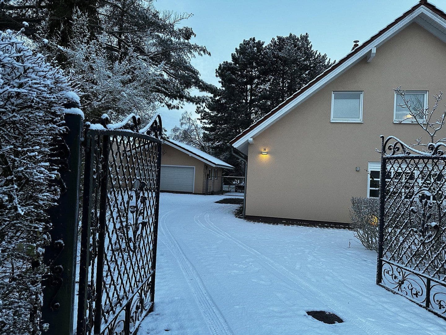 Predaj domu 152 m², pozemek 2.040 m², Mühlenbecker Land, Brandenbursko Predaj domu 152 m², pozemek 2.040 m², Mühlenbecker Land, Brandenbursko