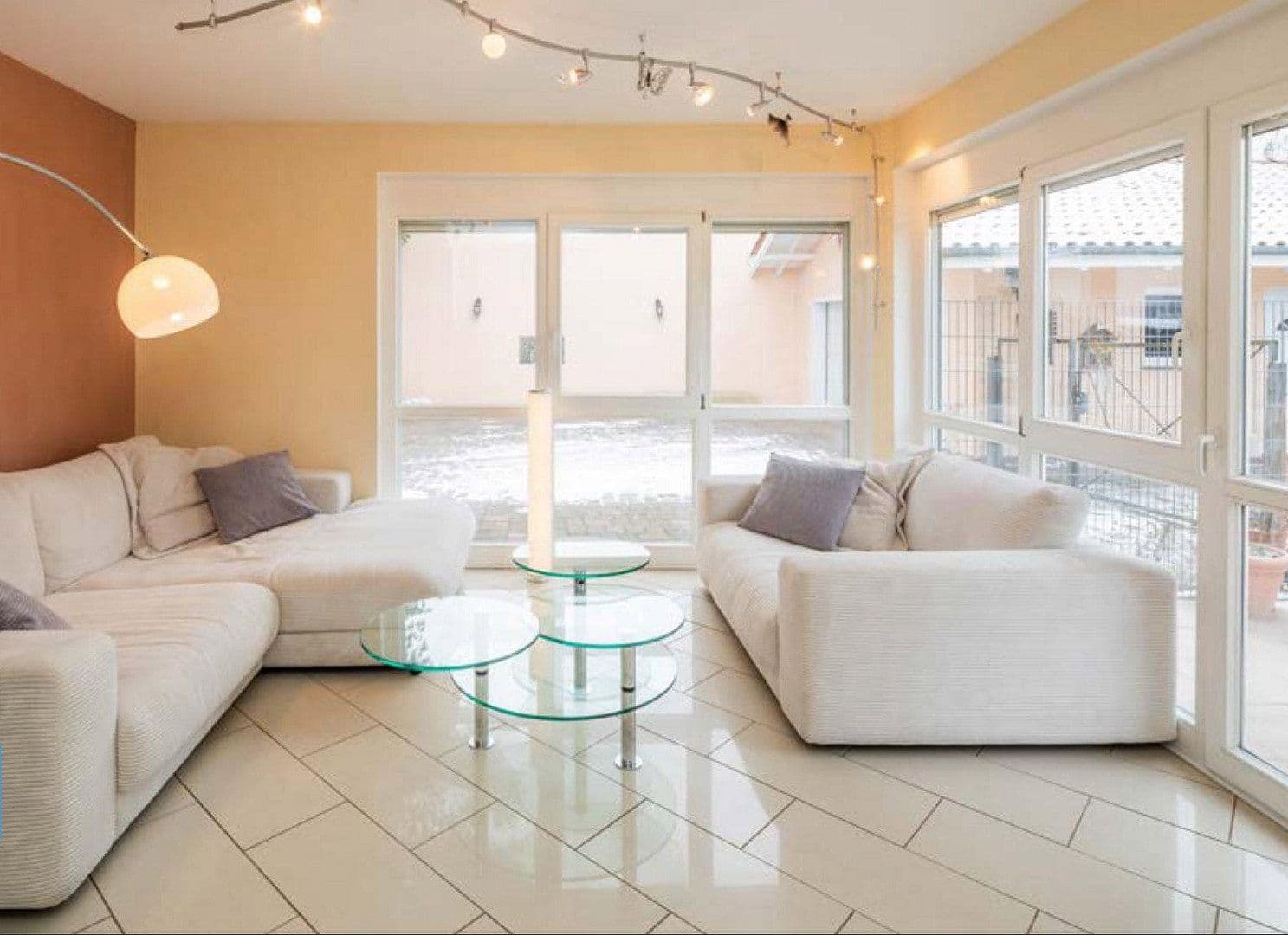 Predaj domu 152 m², pozemek 2.040 m², Mühlenbecker Land, Brandenbursko Predaj domu 152 m², pozemek 2.040 m², Mühlenbecker Land, Brandenbursko