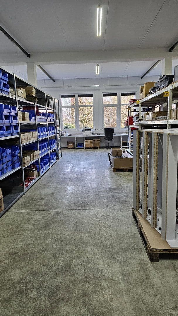 Prenájom nebytového priestoru 4.760 m², Willich, Severné Porýnie - Westfálsko Prenájom nebytového priestoru 4.760 m², Willich, Severné Porýnie - Westfálsko