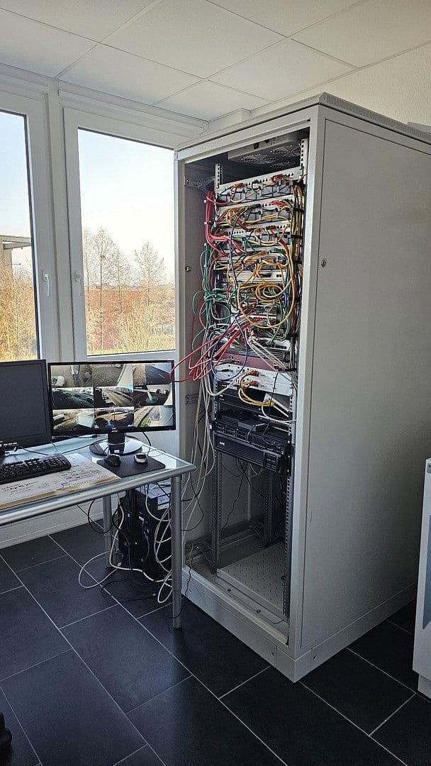 Prenájom nebytového priestoru 4.760 m², Willich, Severné Porýnie - Westfálsko Prenájom nebytového priestoru 4.760 m², Willich, Severné Porýnie - Westfálsko