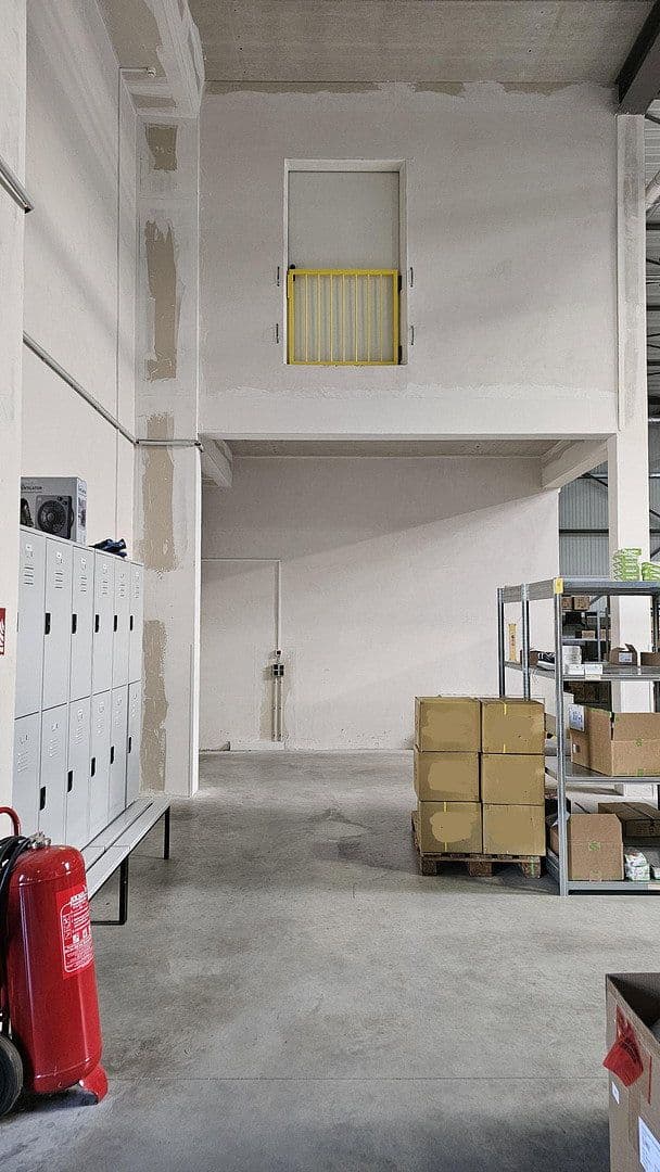 Prenájom nebytového priestoru 4.760 m², Willich, Severné Porýnie - Westfálsko Prenájom nebytového priestoru 4.760 m², Willich, Severné Porýnie - Westfálsko