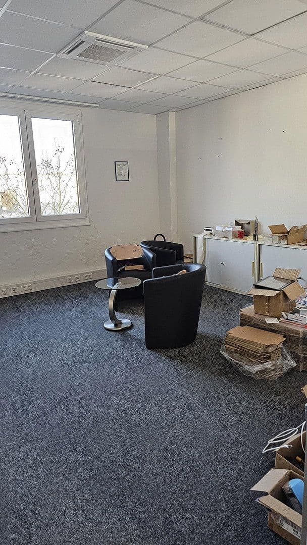 Prenájom nebytového priestoru 4.760 m², Willich, Severné Porýnie - Westfálsko Prenájom nebytového priestoru 4.760 m², Willich, Severné Porýnie - Westfálsko