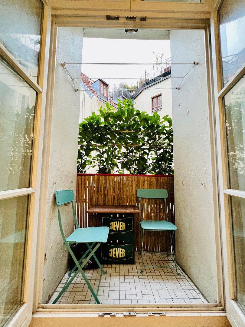 Prenájom bytu 3-izbový 89 m², Lindenstraße 86, Köln, Severné Porýnie - Westfálsko Prenájom bytu 3-izbový 89 m², Lindenstraße 86, Köln, Severné Porýnie - Westfálsko