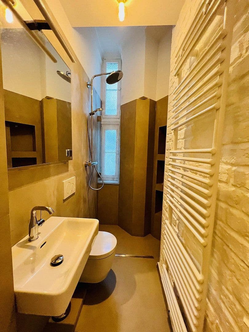 Prenájom bytu 3-izbový 89 m², Lindenstraße 86, Köln, Severné Porýnie - Westfálsko Prenájom bytu 3-izbový 89 m², Lindenstraße 86, Köln, Severné Porýnie - Westfálsko