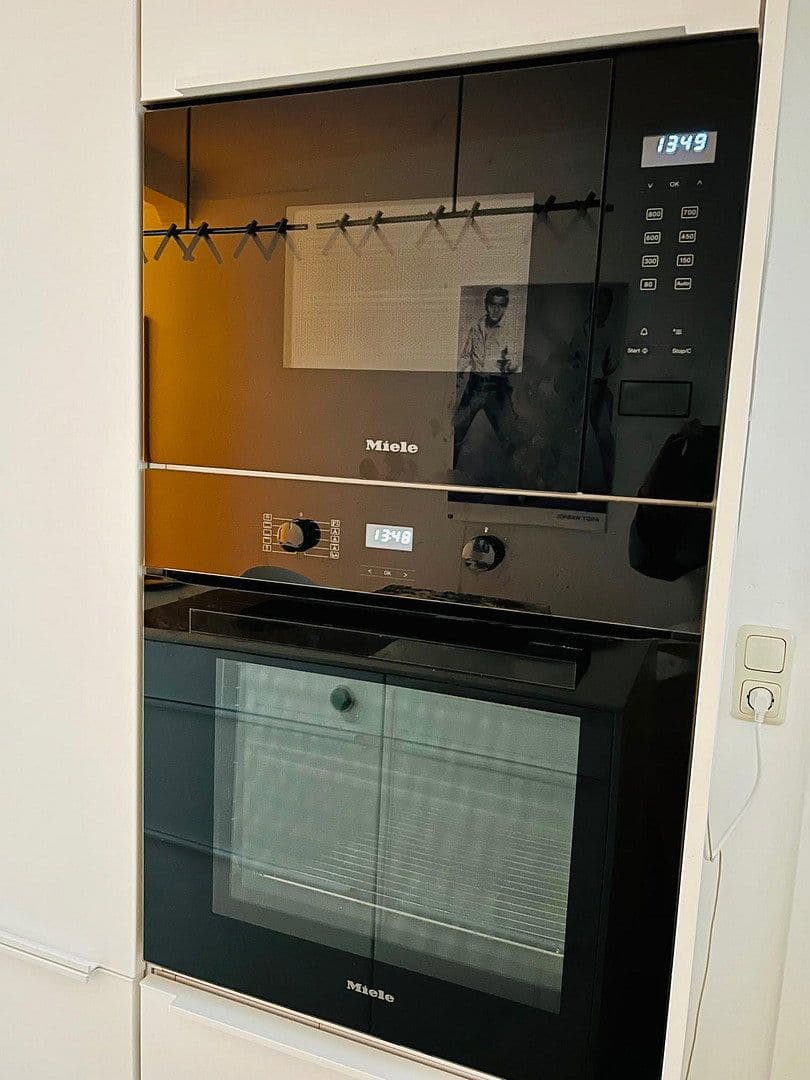 Prenájom bytu 3-izbový 89 m², Lindenstraße 86, Köln, Severné Porýnie - Westfálsko Prenájom bytu 3-izbový 89 m², Lindenstraße 86, Köln, Severné Porýnie - Westfálsko