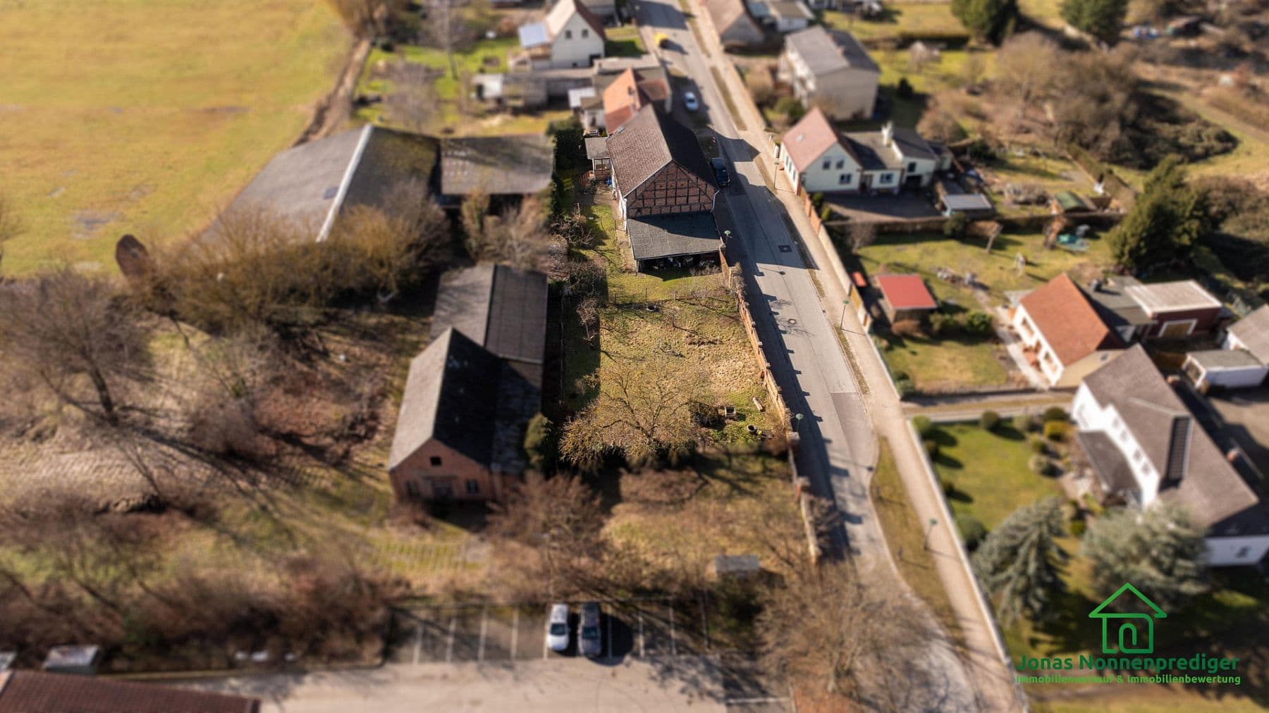 Predaj domu 131 m², pozemek 1.221 m², Berliner Straße 38a, Lenzen (Elbe), Brandenbursko Predaj domu 131 m², pozemek 1.221 m², Berliner Straße 38a, Lenzen (Elbe), Brandenbursko