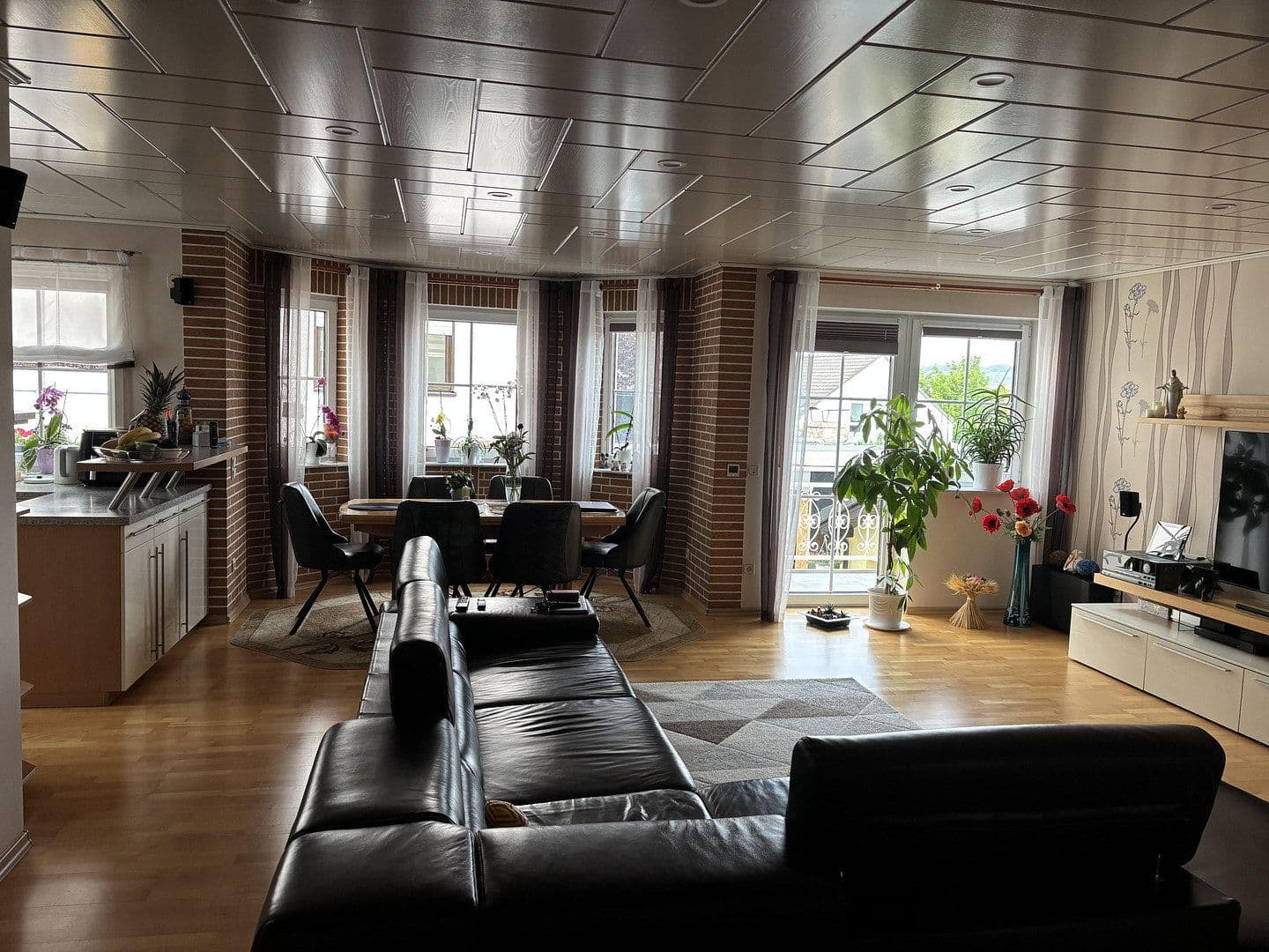 Predaj domu 235 m², pozemek 363 m², Dorsheim, Porýnie-Falcko Predaj domu 235 m², pozemek 363 m², Dorsheim, Porýnie-Falcko