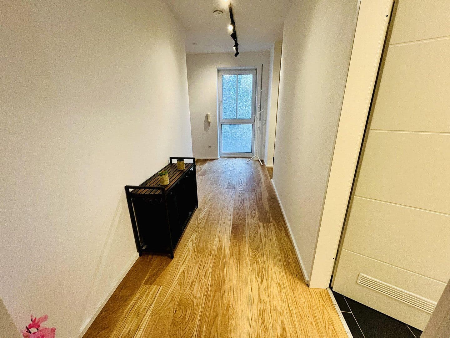 Prenájom bytu 3-izbový 105 m², Gilching, Bavorsko Prenájom bytu 3-izbový 105 m², Gilching, Bavorsko