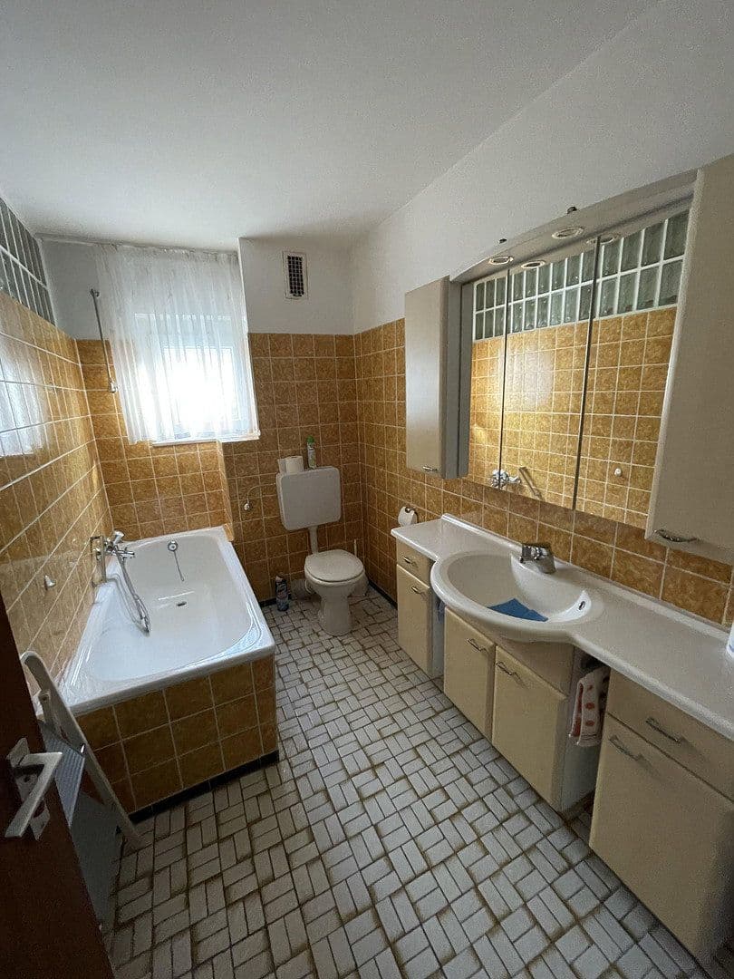 Predaj domu 92 m², pozemek 471 m², Silberdistelweg 18, Reutlingen, Bádensko-Wurttembersko Predaj domu 92 m², pozemek 471 m², Silberdistelweg 18, Reutlingen, Bádensko-Wurttembersko