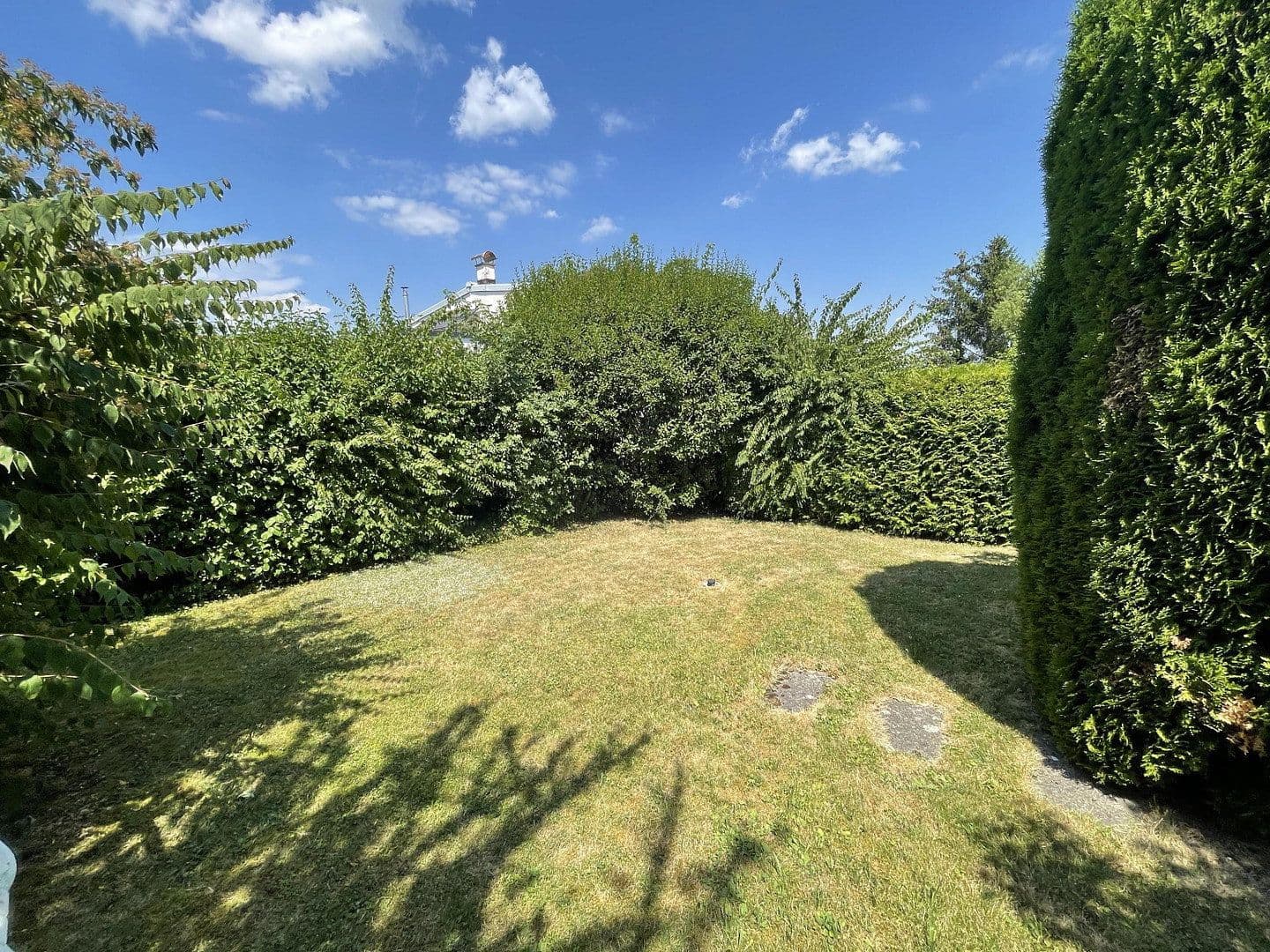 Predaj domu 92 m², pozemek 471 m², Silberdistelweg 18, Reutlingen, Bádensko-Wurttembersko Predaj domu 92 m², pozemek 471 m², Silberdistelweg 18, Reutlingen, Bádensko-Wurttembersko