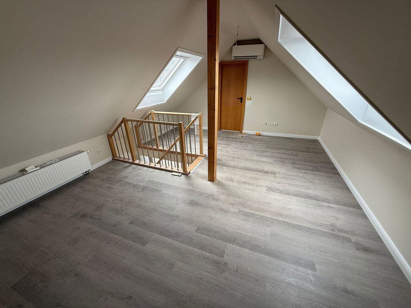 Prenájom bytu 4-izbový 108 m², Schmidtstraße 8, Rüdesheim am Rhein, Hesensko Prenájom bytu 4-izbový 108 m², Schmidtstraße 8, Rüdesheim am Rhein, Hesensko