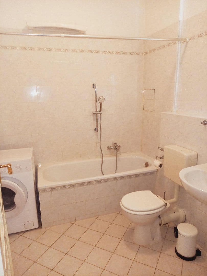 Predaj bytu 1-izbový 37 m², Altheider Straße, Berlin, Berlín Predaj bytu 1-izbový 37 m², Altheider Straße, Berlin, Berlín