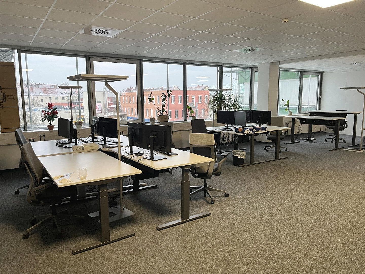 Prenájom kancelárie 1.100 m², Georg-Schumann-Str. 294, Leipzig, Sasko Prenájom kancelárie 1.100 m², Georg-Schumann-Str. 294, Leipzig, Sasko