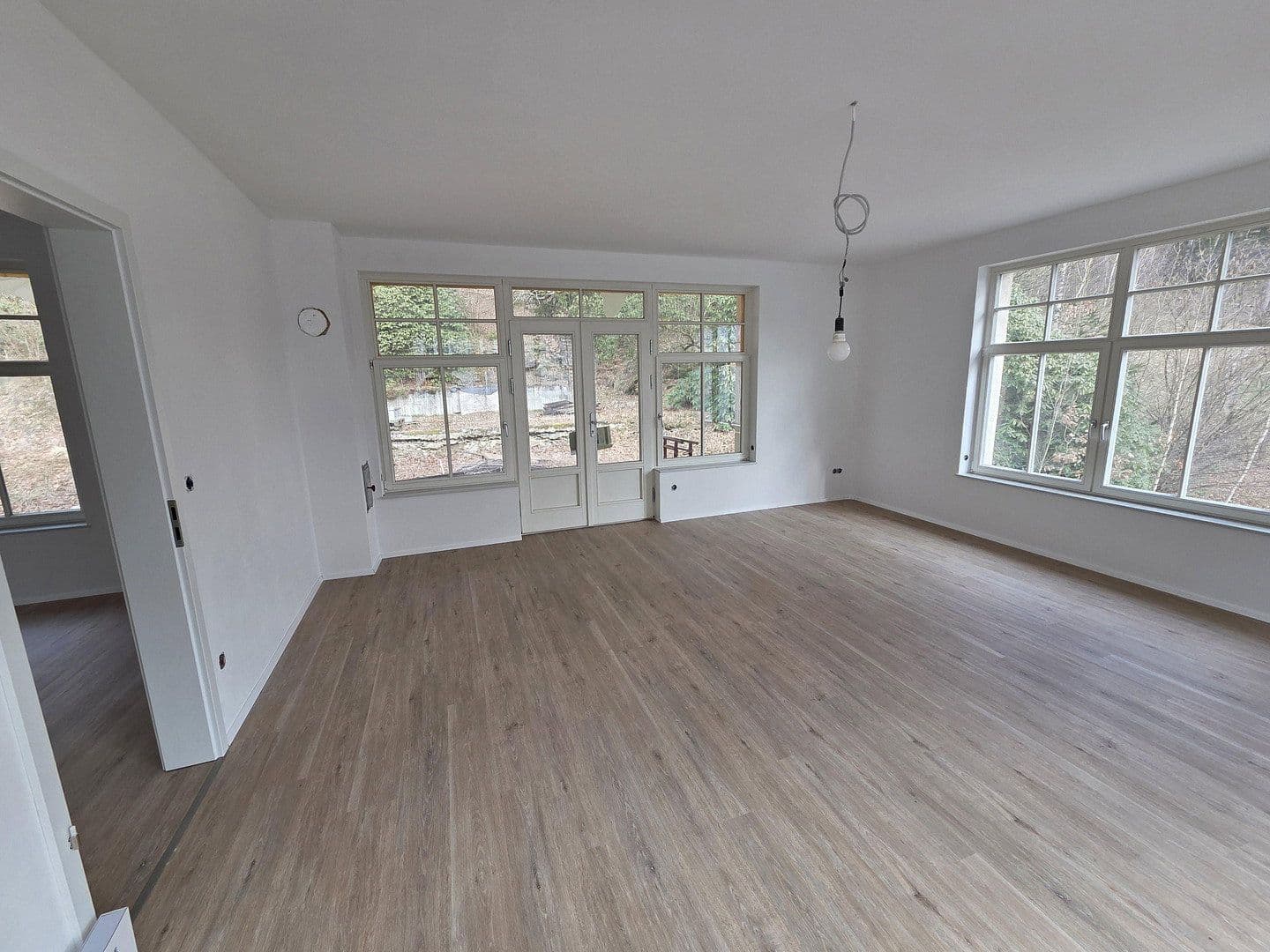 Prenájom domu 140 m², pozemek 3.000 m², Eibenberger Str 25A, Burkhardtsdorf, Sasko Prenájom domu 140 m², pozemek 3.000 m², Eibenberger Str 25A, Burkhardtsdorf, Sasko