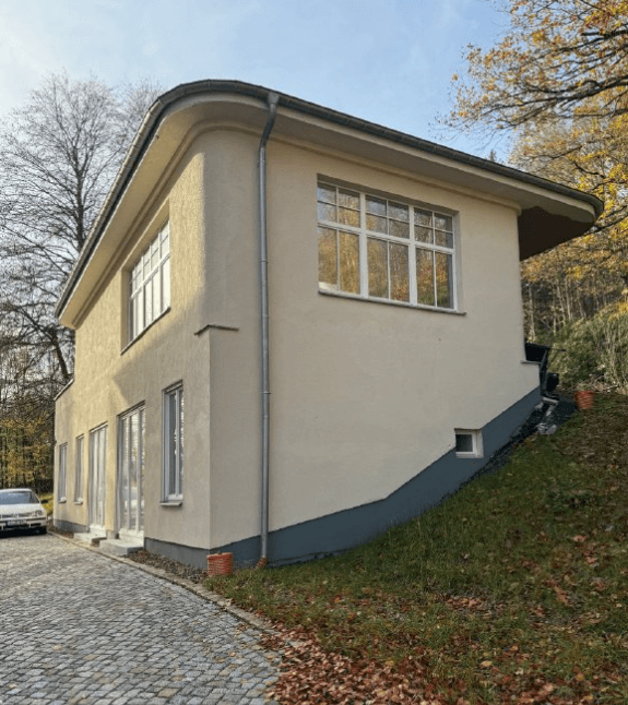 Prenájom domu 140 m², pozemek 3.000 m², Eibenberger Str 25A, Burkhardtsdorf, Sasko Prenájom domu 140 m², pozemek 3.000 m², Eibenberger Str 25A, Burkhardtsdorf, Sasko