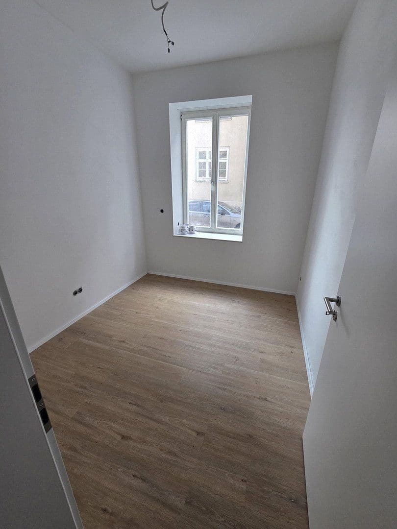 Prenájom domu 140 m², pozemek 3.000 m², Eibenberger Str 25A, Burkhardtsdorf, Sasko Prenájom domu 140 m², pozemek 3.000 m², Eibenberger Str 25A, Burkhardtsdorf, Sasko