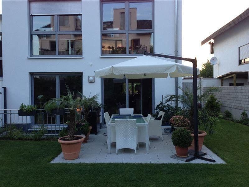 Prenájom domu 189 m², pozemek 343 m², Im Brünnel 26A, Hirschberg an der Bergstraße, Bádensko-Wurttembersko Prenájom domu 189 m², pozemek 343 m², Im Brünnel 26A, Hirschberg an der Bergstraße, Bádensko-Wurttembersko