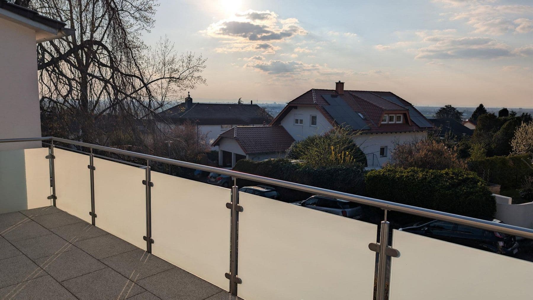 Prenájom domu 189 m², pozemek 343 m², Im Brünnel 26A, Hirschberg an der Bergstraße, Bádensko-Wurttembersko Prenájom domu 189 m², pozemek 343 m², Im Brünnel 26A, Hirschberg an der Bergstraße, Bádensko-Wurttembersko