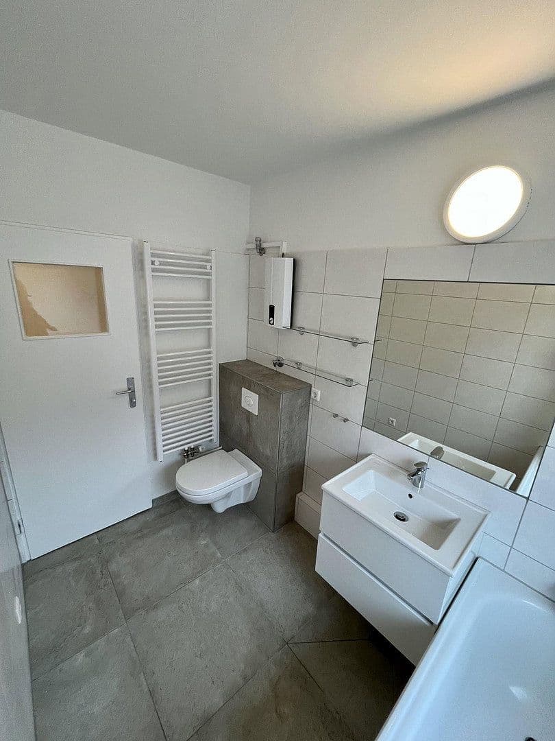 Predaj bytu 3-izbový 80 m², Dahlemer Weg 93, Berlin, Berlín Predaj bytu 3-izbový 80 m², Dahlemer Weg 93, Berlin, Berlín