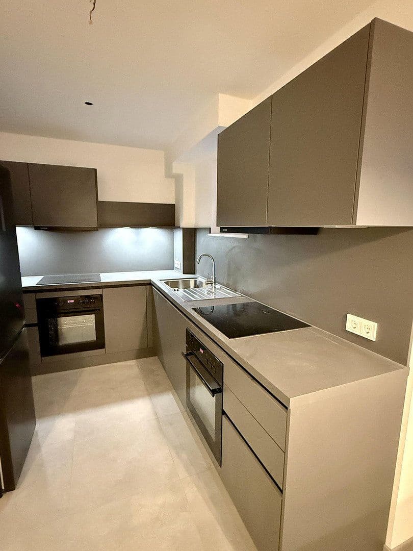 Prenájom bytu 1-izbový 25 m², Hoheneckstrasse 87, München, Bavorsko Prenájom bytu 1-izbový 25 m², Hoheneckstrasse 87, München, Bavorsko