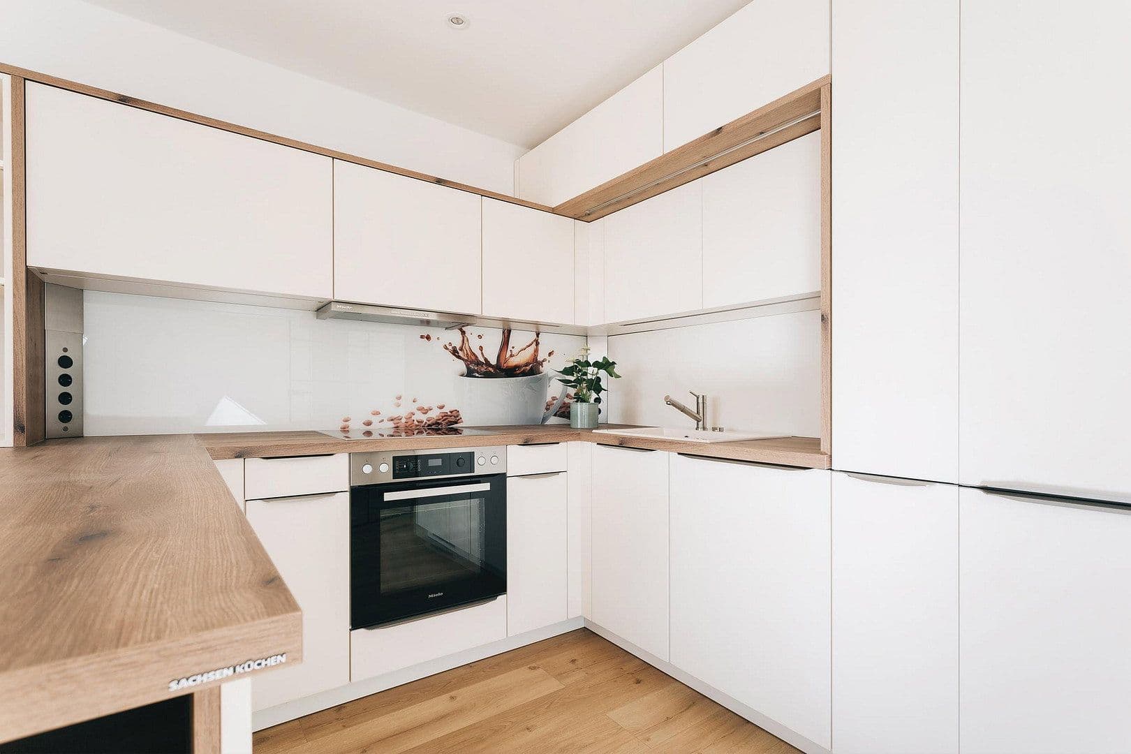 Predaj bytu 2-izbový 71 m², Meußlitzer Straße, Dresden, Sasko Predaj bytu 2-izbový 71 m², Meußlitzer Straße, Dresden, Sasko