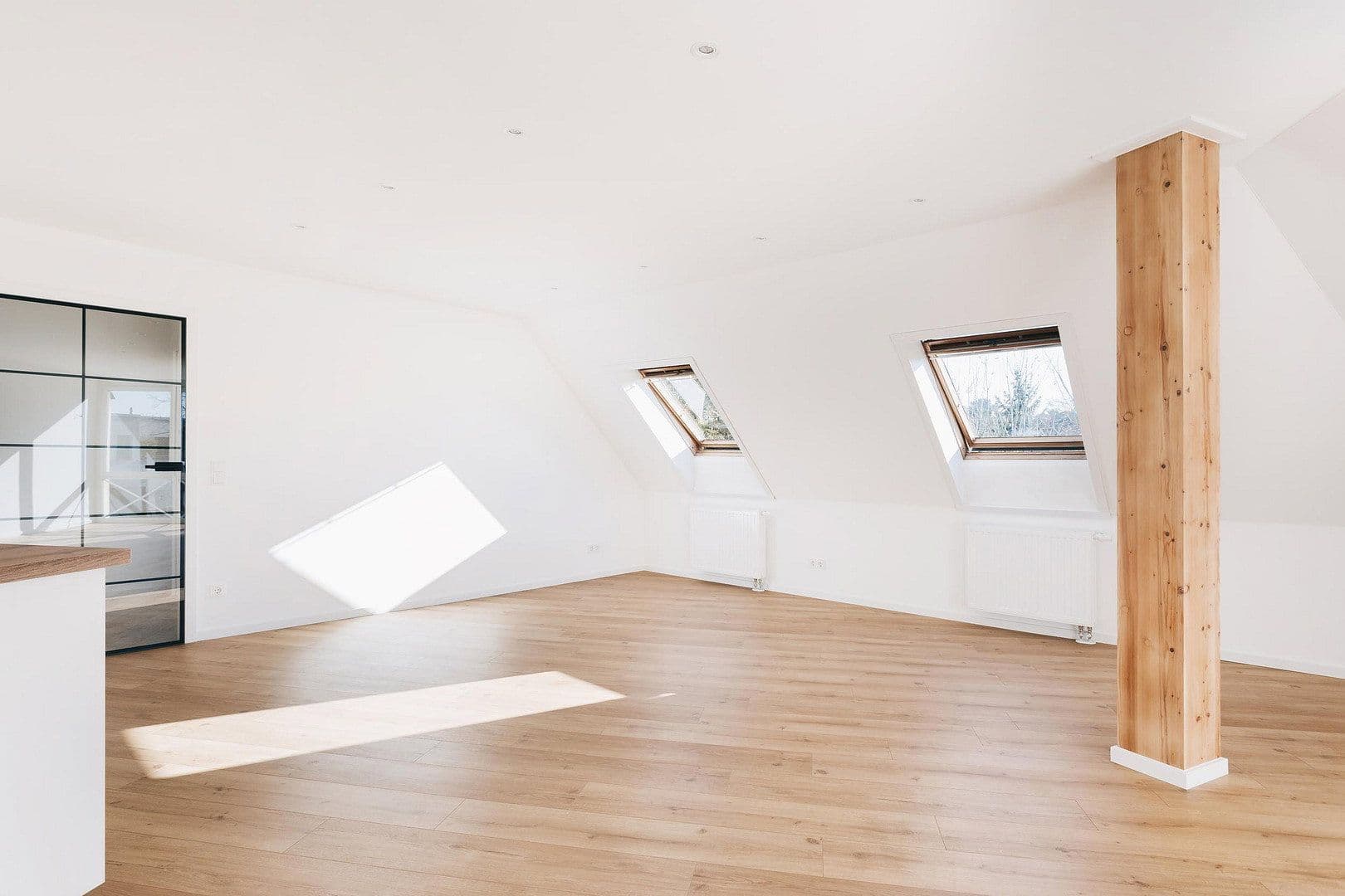 Predaj bytu 2-izbový 71 m², Meußlitzer Straße, Dresden, Sasko Predaj bytu 2-izbový 71 m², Meußlitzer Straße, Dresden, Sasko