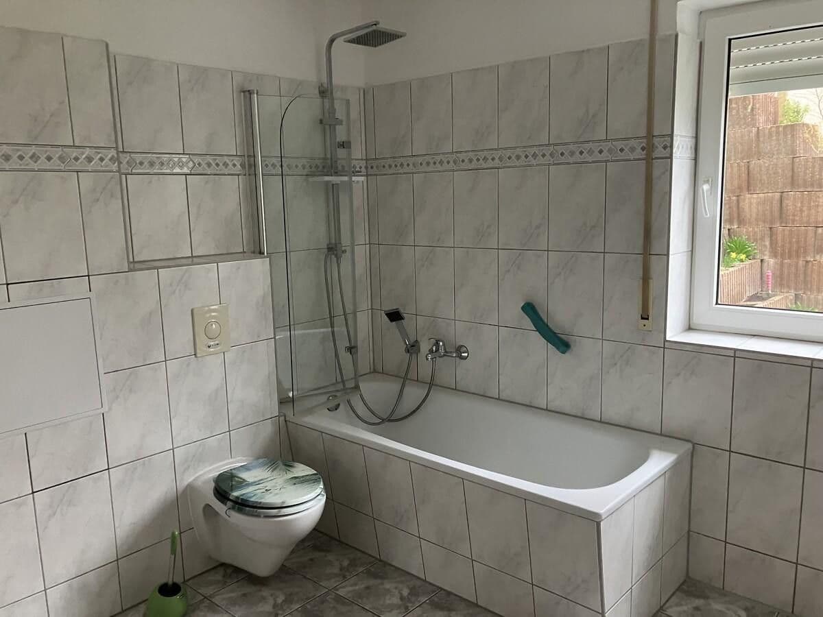 Prenájom bytu 2-izbový 64 m², Amselweg 22, Lichtenstein/Sachsen, Sasko Prenájom bytu 2-izbový 64 m², Amselweg 22, Lichtenstein/Sachsen, Sasko