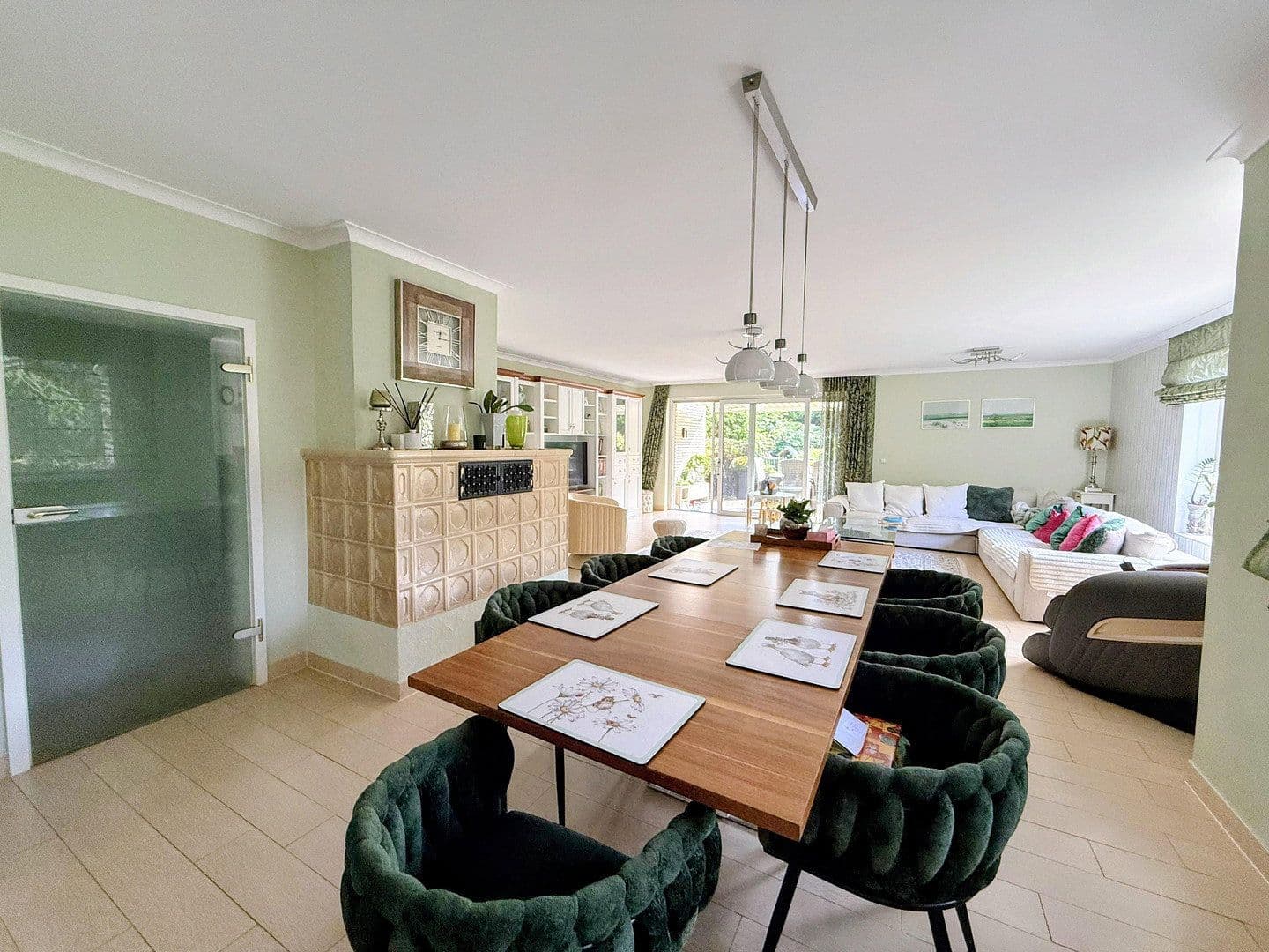 Predaj domu 295 m², pozemek 1.070 m², Bremen, Brémy Predaj domu 295 m², pozemek 1.070 m², Bremen, Brémy