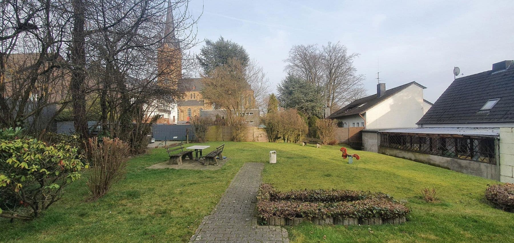 Predaj bytu 3-izbový 87 m², Jahnstr. 10, Heiligenhaus, Severné Porýnie - Westfálsko Predaj bytu 3-izbový 87 m², Jahnstr. 10, Heiligenhaus, Severné Porýnie - Westfálsko